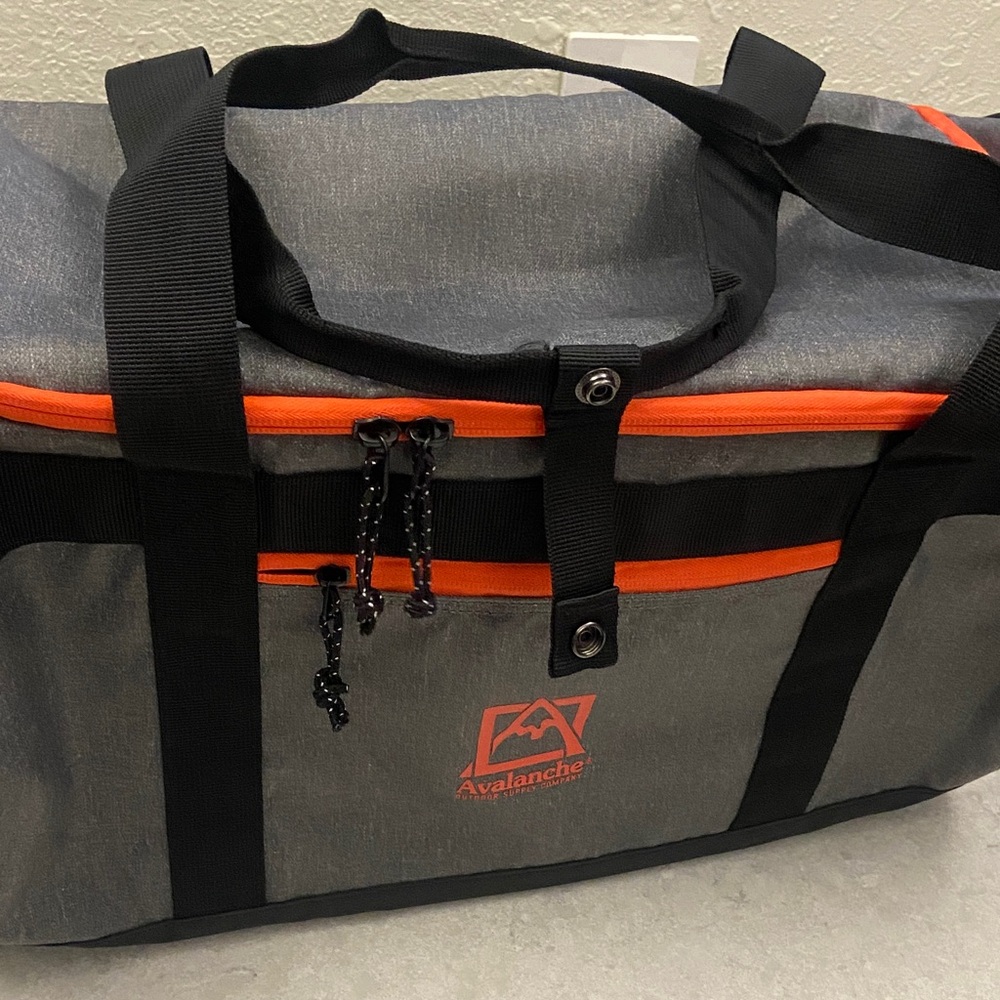 Orange and Gray Versatile Duffle Bag/Backpack - Avalanche brand. - Picture 10 of 14